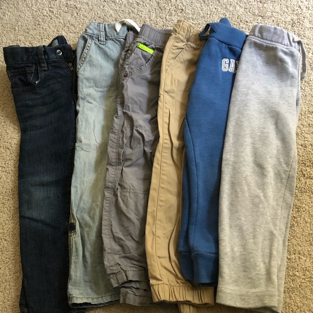 Toddler boys gap pants.